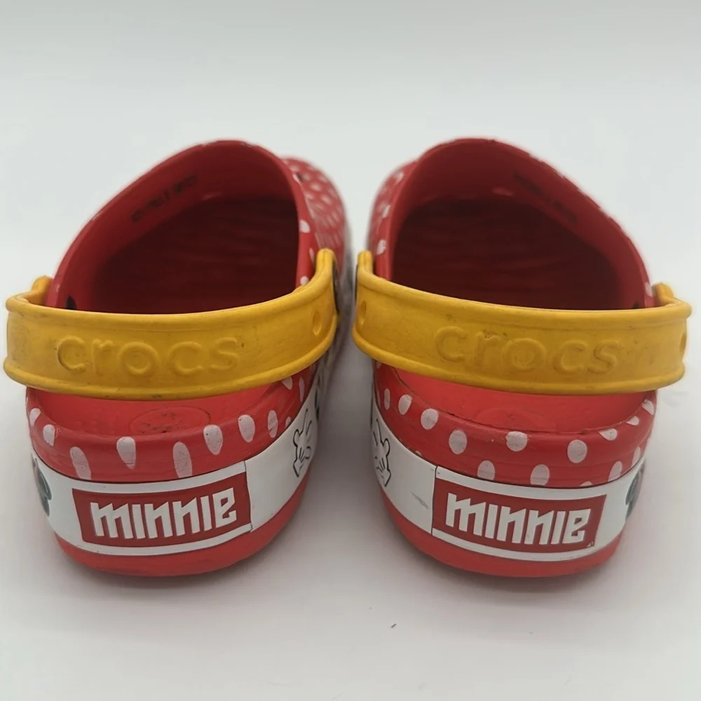 CROCS vibrant clogs